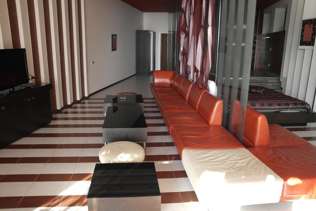 Akhtamar Hotel Cjsc Arzakan Room photo