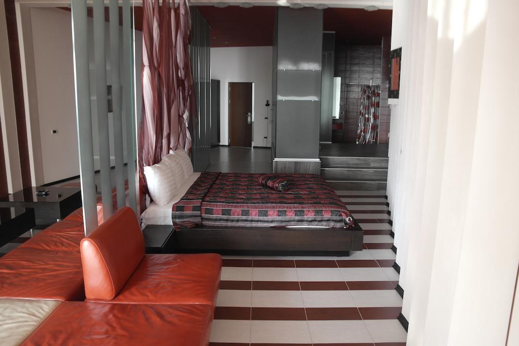 Akhtamar Hotel Cjsc Arzakan Room photo