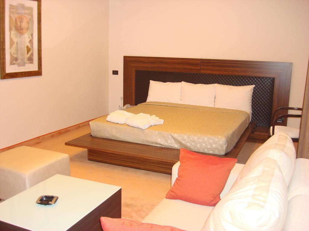 Akhtamar Hotel Cjsc Arzakan Room photo